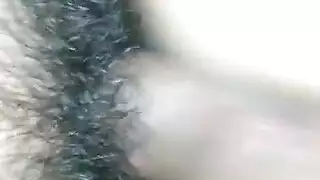 سخيف مع أختي في الحب