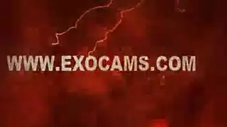 نظرة عين لعبادة القضيب: ترمش وتجد نفسك على ركبتيك