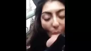 قحبة عربية تتناك من 2