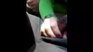 جنس في السيارة: فتاة محجبة تبلع السائل المنوي بعد جماع فموي عنيف
