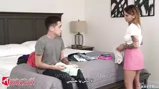 مشاهد صريحة: زوجة الأب الوقحة تُهيمن عليها