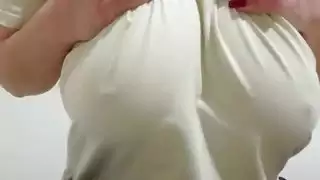 عاهات الزنجبيل مدمنات على الجماع الإباحي العنيف
