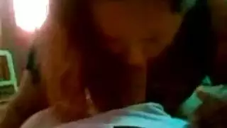 عروس عراقية وقحة تطلب جنسًا خشنًا وقذف السائل المنوي