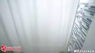 اعتراف صريح يؤدي لسكس ثلاثي مع مامي