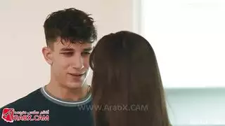 جنس سداد الديون: أم مثيرة تمارس الجنس من أجل المال
