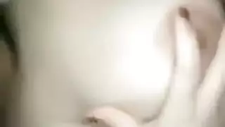 نجم إباحي مصري يطلق العنان لهيجان قضيب وحشي