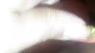 أنين يائس: بورن وضعية الكلب المكثف