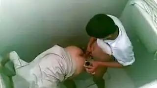 واد ينيك زميله صوت عالي