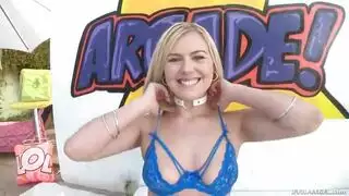 نيك طيز زغيره مو واقفه