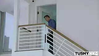 يقيدعشيقته