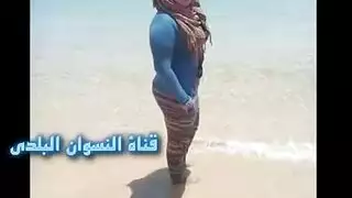 الدكتور ينيكها ومعاها راجلها سكس ثلاثي