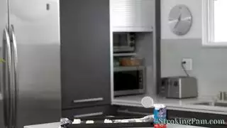 مهارات مص غير واقعية تستنزف خصيتي بالكامل