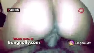 قس الكنيسة يدك فرج الملكة في إباحية صريحة
