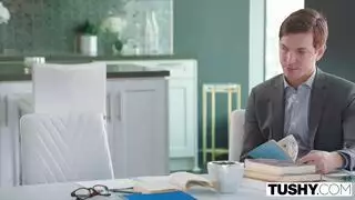 لا للشرج العنيف، نعم لجلسة حلق عميق تسبب الاختناق