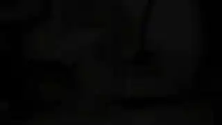 أريد أن أرى المزيد من ثدي دمية تلك العاهرة المثيرة