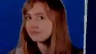 جلسة إباحية مكثفة: سمراء حارة تضرب وتئن