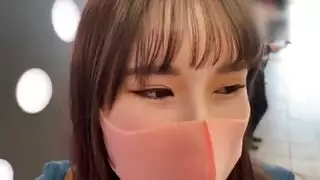 إباحية قوية xxx: كس محلوق يُلعق، يُضرب، ويملأ بالسائل المنوي