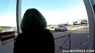 مدمنة مخدرات وتعشاق بعدو النيك