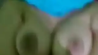 خيال أفلام إباحية لزوجة مسلمة مع نيك مزدوج