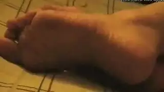 زوج امه يخاف من البراق ينام بجوار مرت ابوه
