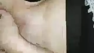 فتحة شرج ميناتا تتمدد في مشهد إكس إكس إكس