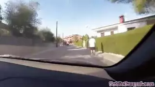 طريق سريع تلقائي إيروتيكي: مراجعة بقوة أثناء القيادة