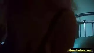 سحاق نار وبزاز كبيره