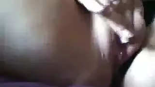 قضيب كلاسيكي يحصل على مص جماعي من عاهرات متلهفات