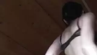 عشيق سري يضرب كسي المتزوج بقوة أثناء عمل الزوج