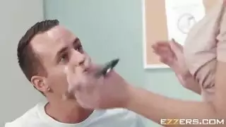 طلاب المدرسة نيك قوي
