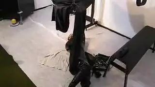 مص سحقا مع تبول