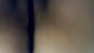 حفلة جنس على الدرج مع الجار فعل ثلاثي بالقضيب