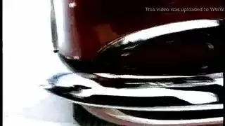 العاهرة العاطفية تفتح ساقيها لفعل جنسي صريح ومكثف