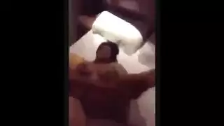 خيال الشاعر الشرجي: تبني صدى جنس عالٍ xxx