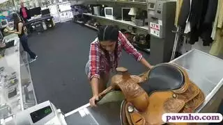 جلسة هواة إباحية مع سمراء مغرية
