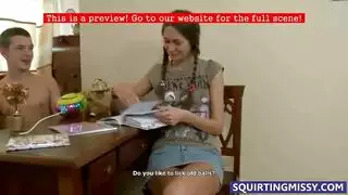 جلسة مداعبة مهبل روسي محلوق ناعم إكس إكس إكس