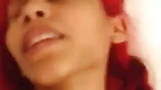 مثيرة في المستشفى: الممرضة تركب مريضها بعمق