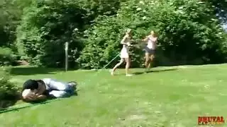 أشرطة سكس قبرصية ممتدة: خام وغير مقطوعة