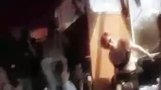 حفلة جنس حيواني مبللة وجامحة