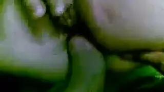 كس أبيض يُدك: عاهرة جزائرية في شريط جنس عربي صعب