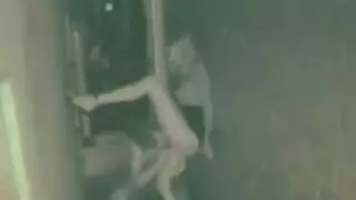 اتشاب الي زبو اتحشر في المكنثه وحببته مارسات معه الجنس لتخرجه
