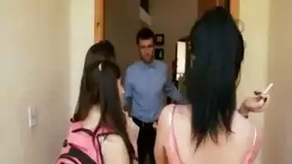 نيك جماعي و اربع ممحونات تشتهين الزب في الكس