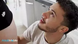 أم مثيرة مترجم