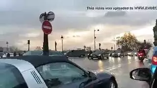 معتدل البنيه سيدة أهلب