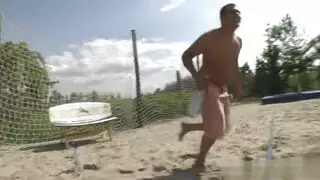 شابة أوروبية عابرة جنسياً تناك وتنيك مشهد إكس إكس إكس