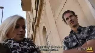 شاهدها وهي تقدم عرضًا حيًا على التقيؤ على القضيب