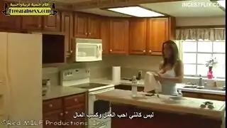 زوجة الأب تشتهي سائل ابنها جنس فموي بعد الطلاق