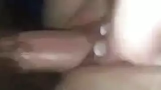 جنس منفرد لفتاة شيطانية قبل حفلة جنس جماعي