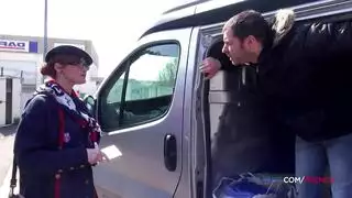 أشد فاجرات لندن سخونة في حفلة جنس لابتلاع المني