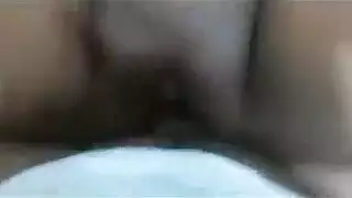 فتاة سعودية متهتكة تُثقب من قبل شاب عراقي